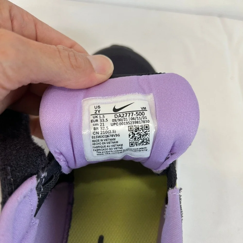 Nike Star Runner 3 Kids Size 2Y Black Purple Lemon Venom DA2777-500 Sneaker
